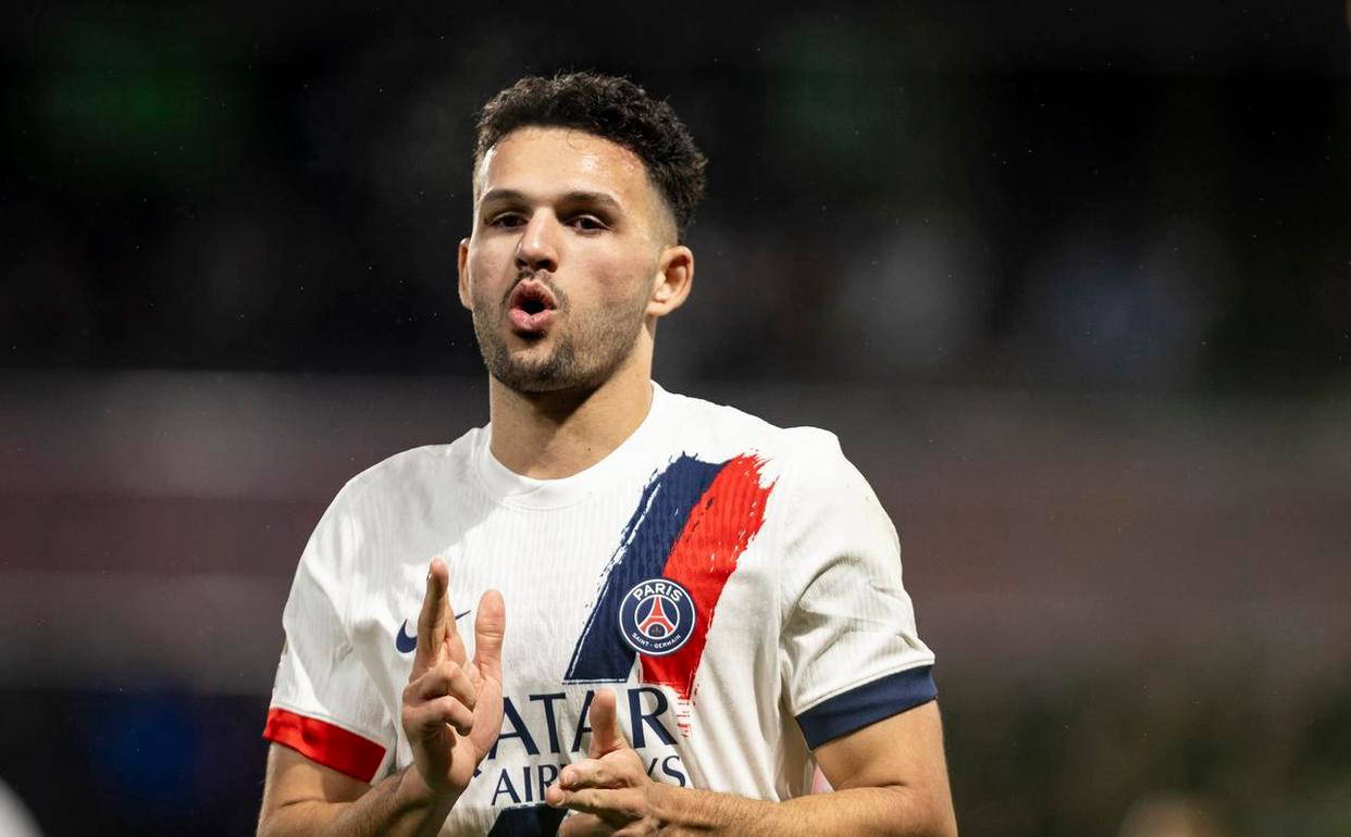 法甲第16轮战罢：巴黎圣日耳曼3-2逆转雷恩，积分榜迎来新变局